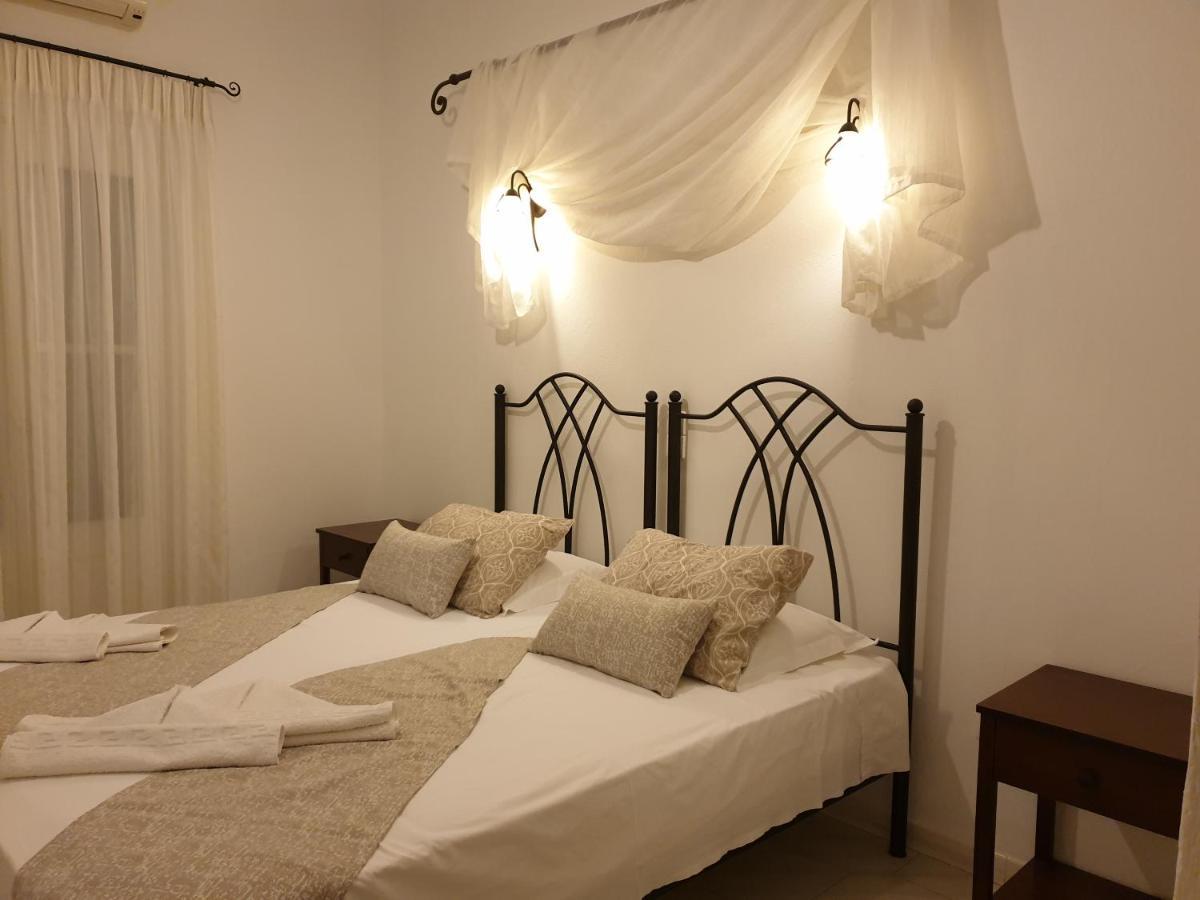 Sifnos Hotel Benaki Platis Gialos  エクステリア 写真