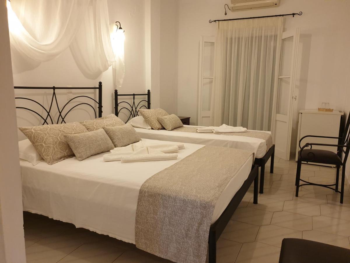 Sifnos Hotel Benaki Platis Gialos  エクステリア 写真