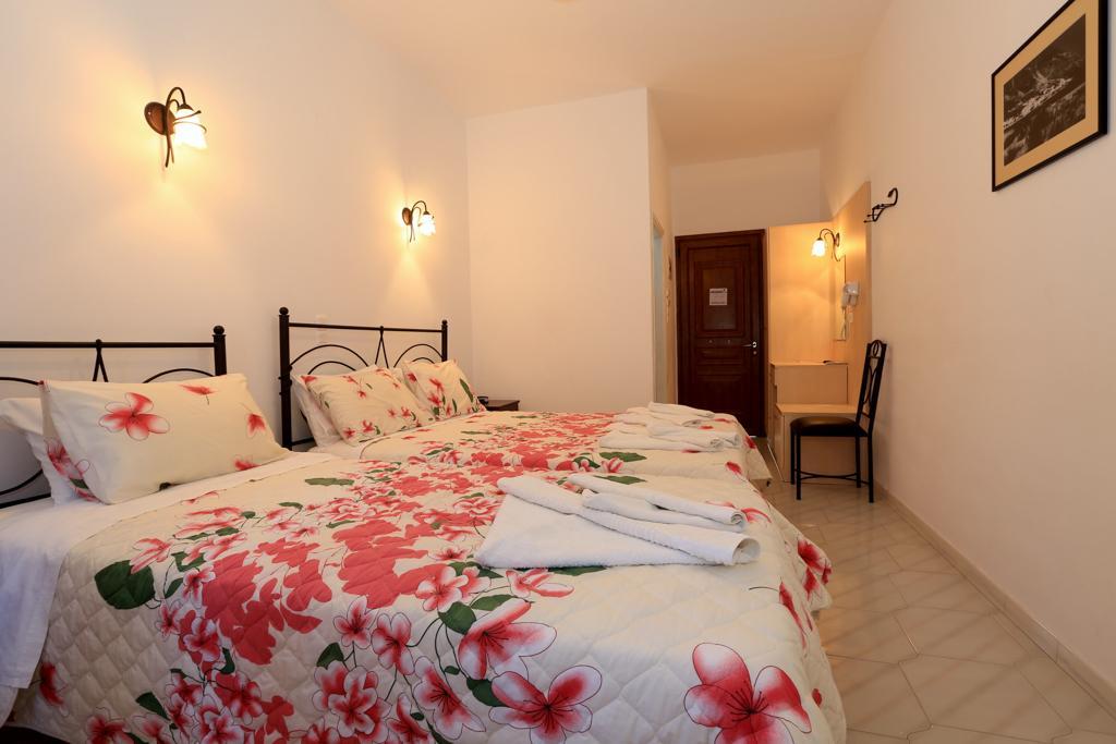 Sifnos Hotel Benaki Platis Gialos  エクステリア 写真