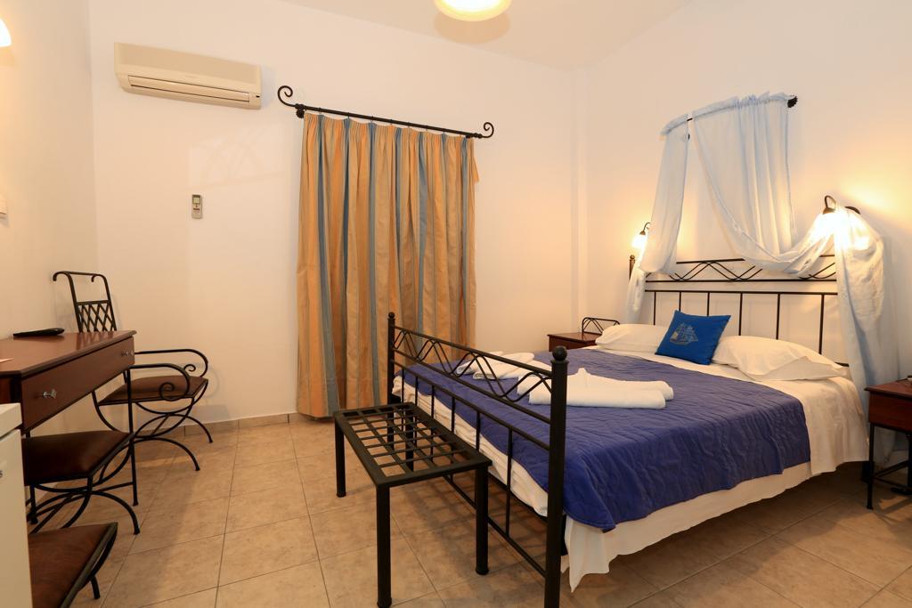 Sifnos Hotel Benaki Platis Gialos  エクステリア 写真